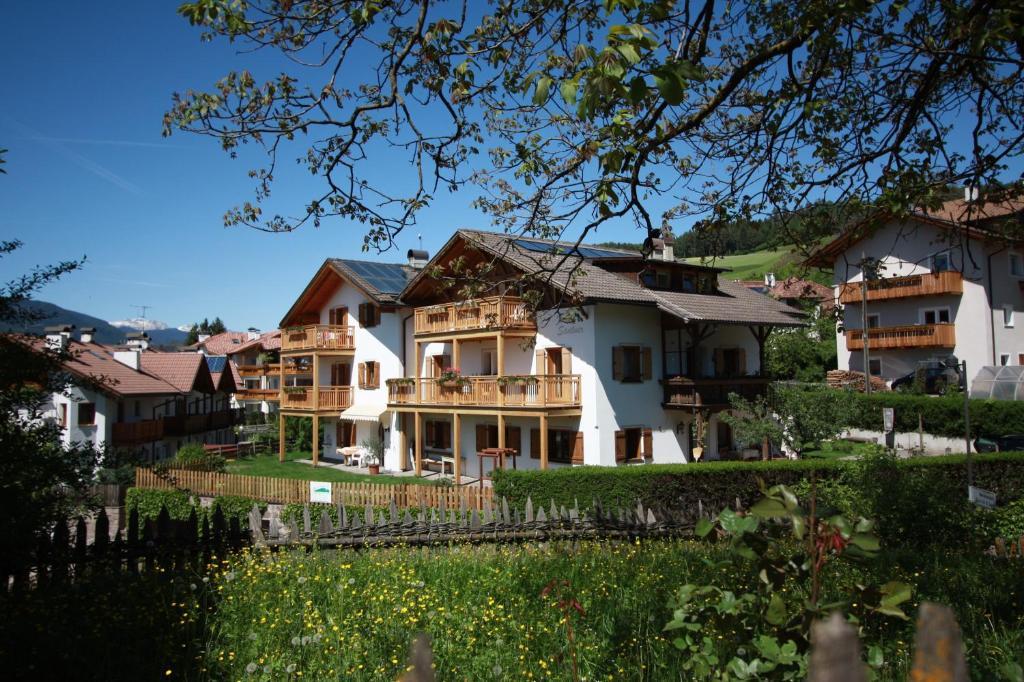 Haus Santner Lägenhet Fiè Exteriör bild